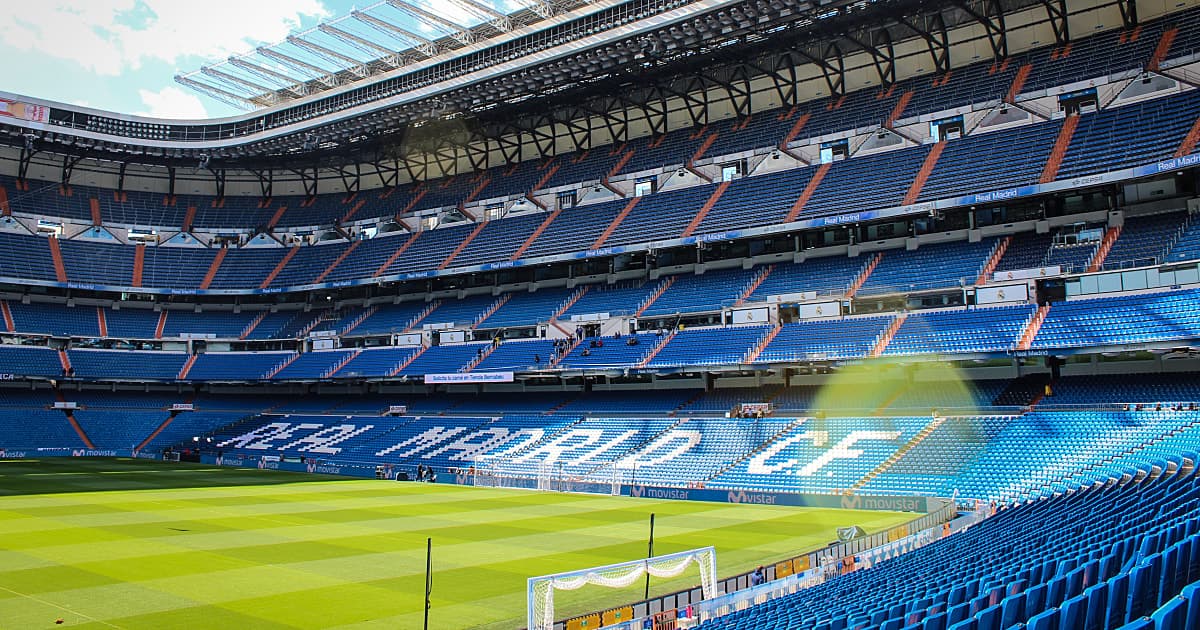 Hình ảnh đại diện trận đấu giữa Real Madrid và Levante UD, mùa giải 2025, chất lượng cao.