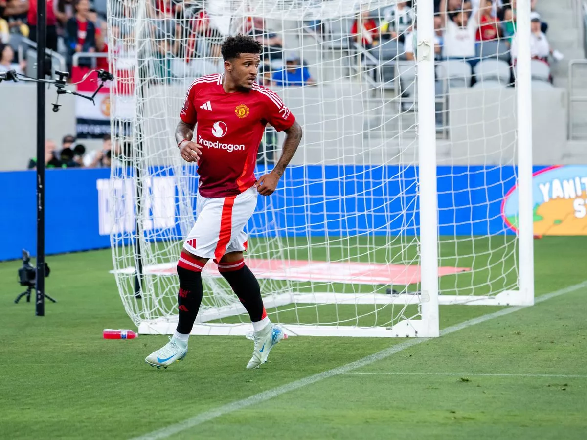 Jadon Sancho khoác áo Aston Villa – Bước ngoặt sự nghiệp
