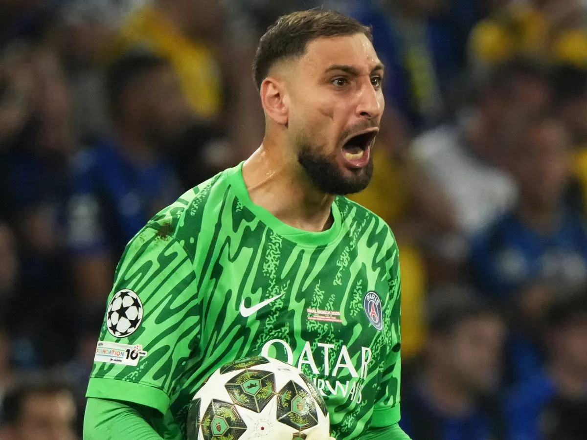 Gianluigi Donnarumma gia nhập Manchester City trong ngày cuối chuyển nhượng