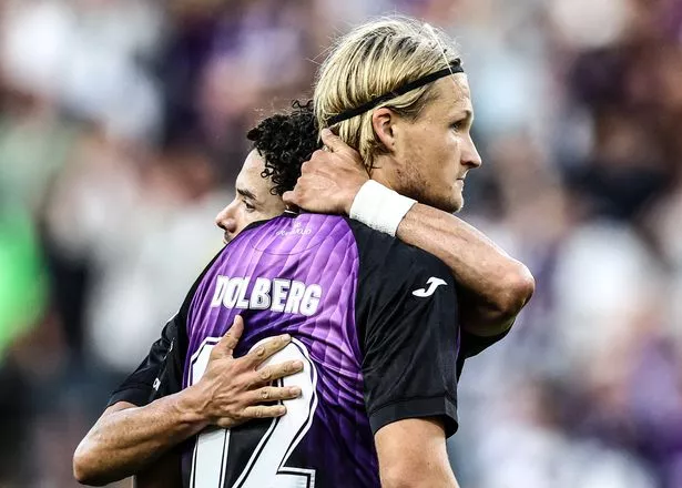 Dolberg trong màu áo Anderlecht – Chặng dừng chân trước khi trở về Ajax