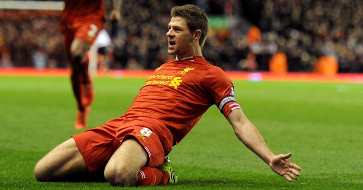 Dominik Szoboszlai ăn mừng bàn thắng – Hình ảnh biểu tượng cho sự hồi sinh của Liverpool