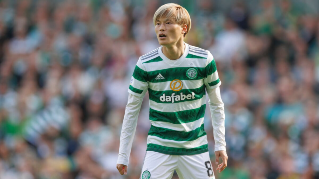 Kyogo Furuhashi ăn mừng bàn thắng cho Celtic