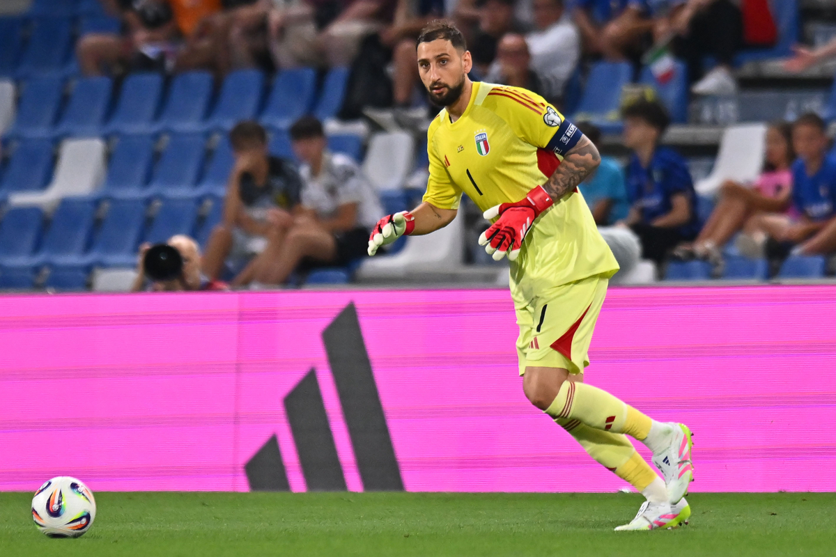 Donnarumma thi đấu cho tuyển Ý tại vòng loại World Cup 2026