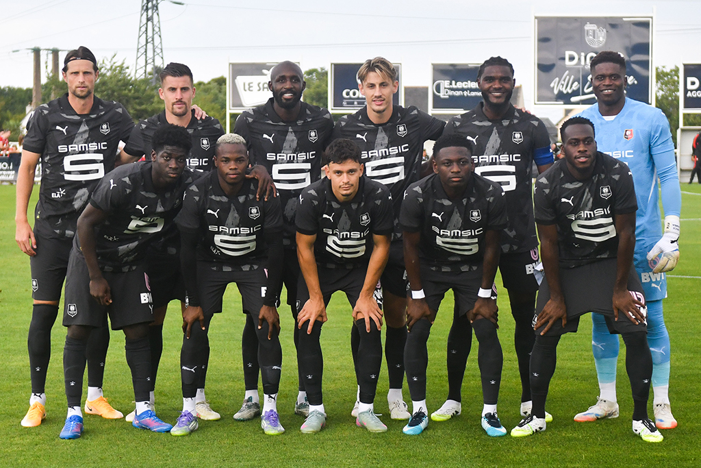 Ảnh đội hình chính thức Stade Rennais mùa giải 2025-2026