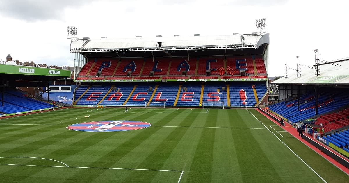 Hình ảnh sân vận động Selhurst Park, nơi diễn ra trận đấu Crystal Palace vs Sunderland 2025