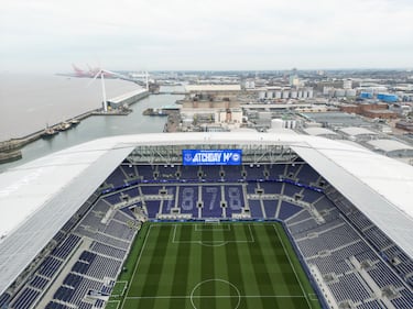 Toàn cảnh sân Hill Dickinson Stadium trước trận Everton vs Brighton ngày 24/8/2025