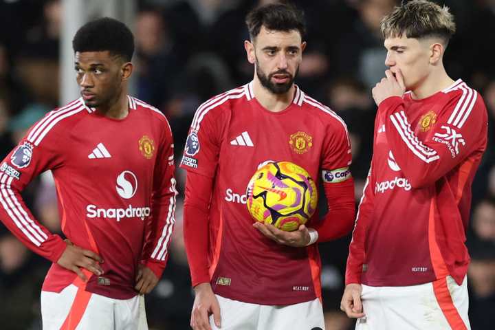 Bruno Fernandes, Alejandro Garnacho và Amad Diallo - các cầu thủ chủ chốt của Manchester United, mùa 2025
