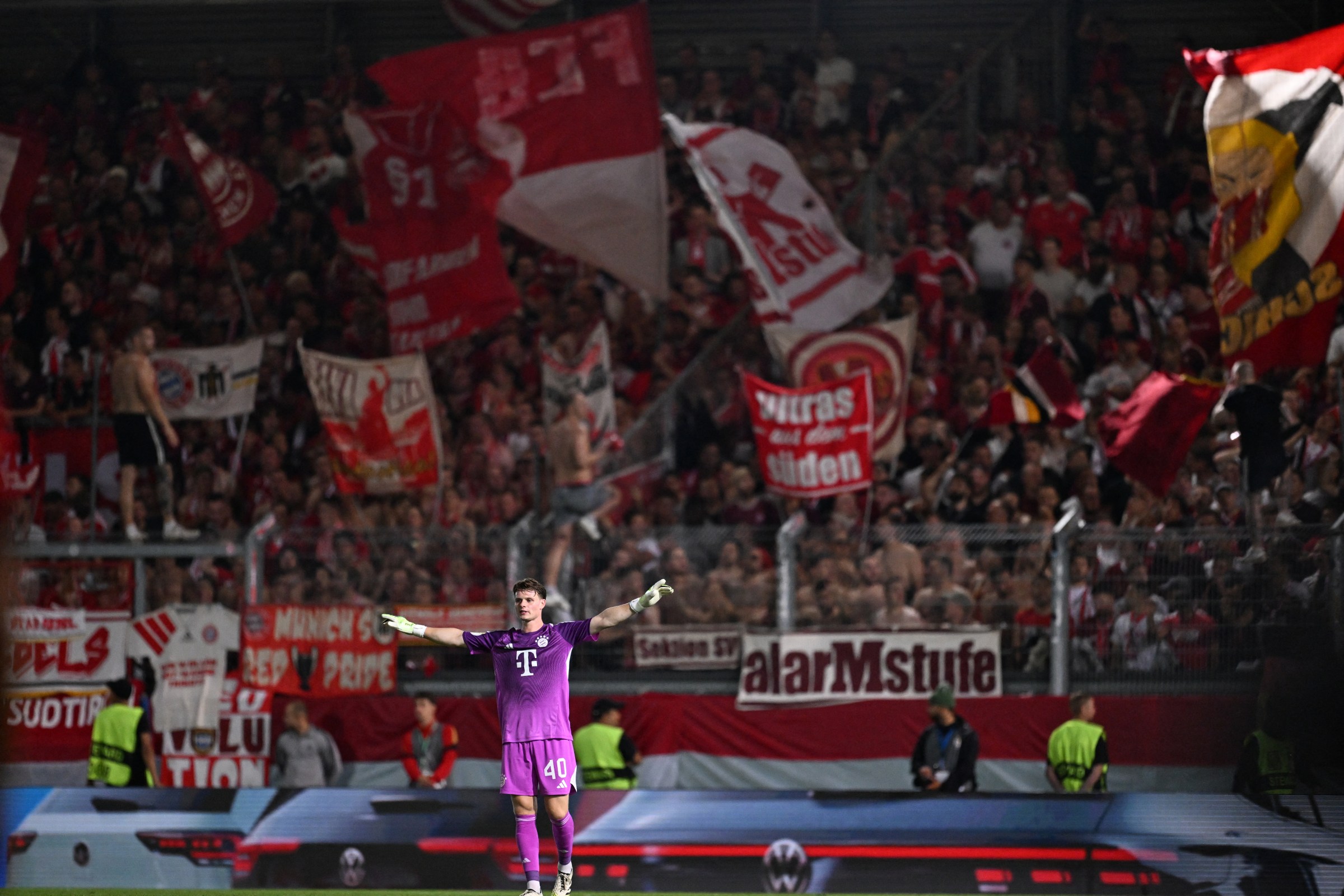 Hình ảnh trận đấu gần đây của Bayern Munich tại DFB-Pokal, cập nhật phong độ đội bóng