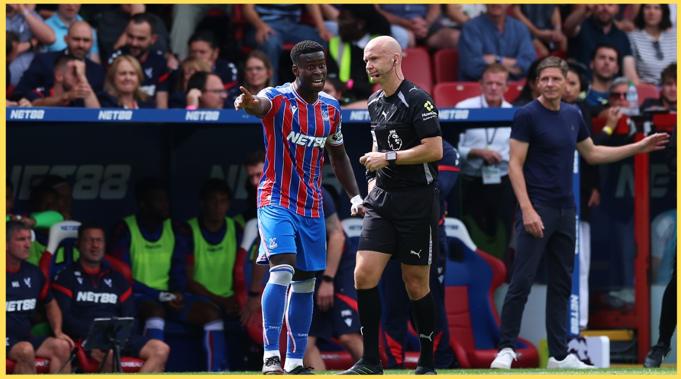 Marc Guehi thất vọng sau khi thương vụ Liverpool đổ bể