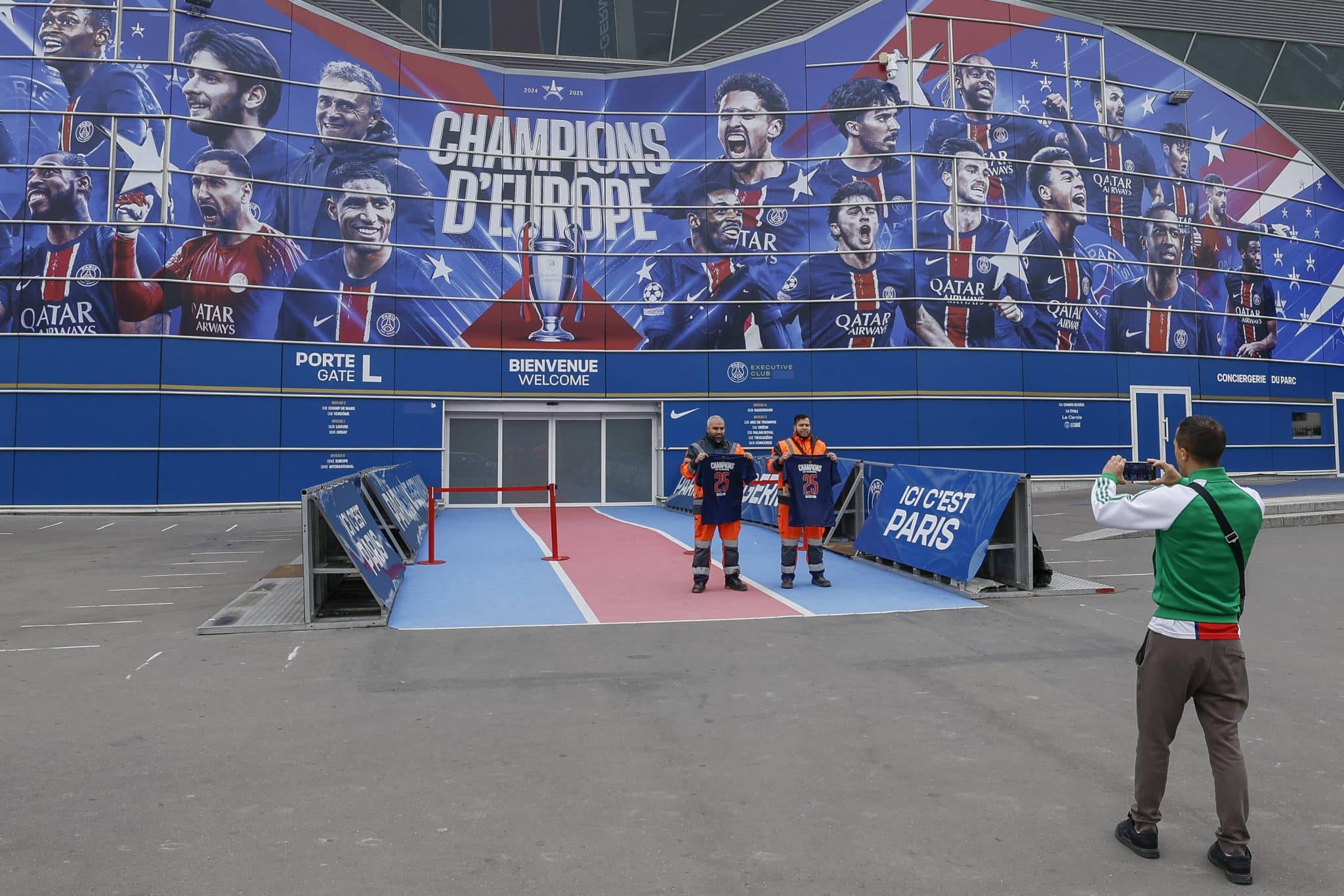 Toàn cảnh sân Parc des Princes năm 2025, sân nhà của PSG